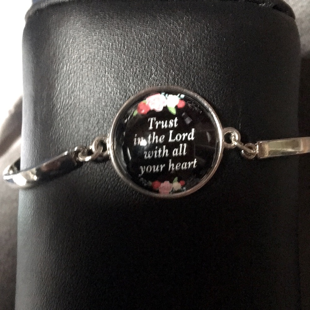 Inspirational ladies bracelet